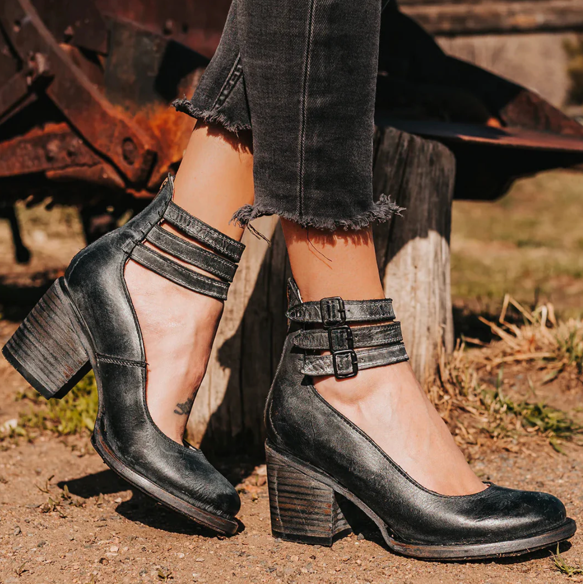 LEE | VINTAGE LEATHER HEELS